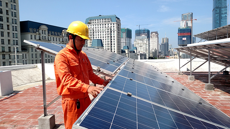 Hệ thống điện mặt trời mái nhà tại Hà Nội