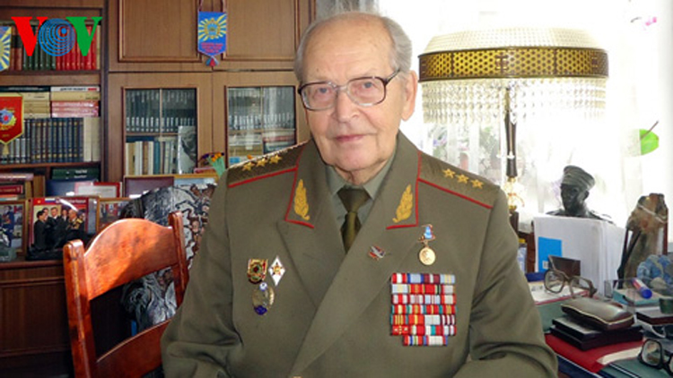 Thượng tướng Anatoly Khiupenen. 