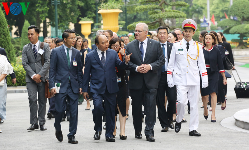 Chuyến thăm diễn ra trong bối cảnh quan hệ Việt Nam - Australia phát triển mạnh mẽ, tin cậy chính trị ngày càng gia tăng thông qua trao đổi đoàn và tiếp xúc cấp cao