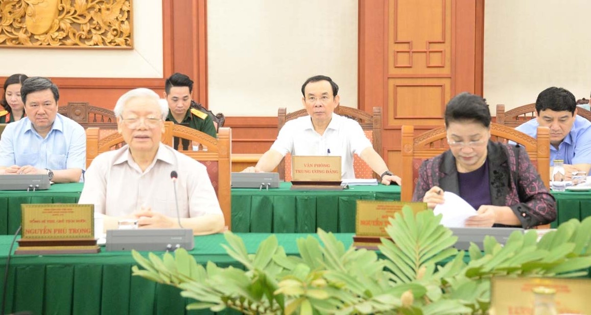 Tổng Bí thư, Chủ tịch nước Nguyễn Phú Trọng, Bí thư Quân ủy Trung ương phát biểu chỉ đạo tại buổi làm việc với Ban Thường vụ Quân ủy Trung ương.