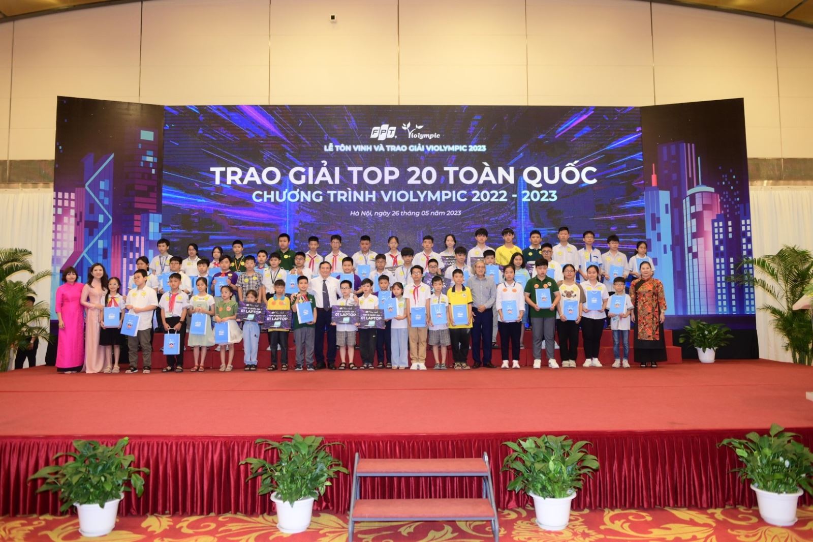  Lễ trao giải Violympic năm học 2022-2023 vừa diễn ra tại Hà Nội.