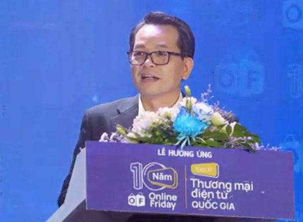 Ông Nguyễn Thế Quang, Phó Cục trưởng Cục Thương mại điện tử và Kinh tế số (Bộ Công Thương) phát biểu tại buổi lễ.