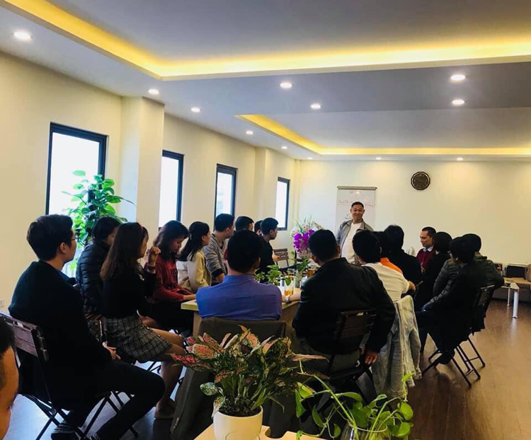 Một buổi thuyết giảng tại địa chỉ A (SH 22), ô số B4, Khu đô thị mới Nam Trung Yên, Phường Yên Hoà, Quận Cầu Giấy, Hà Nội.