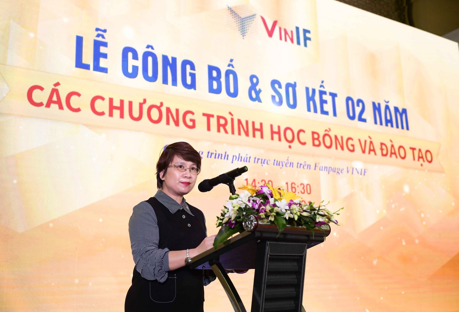PGS.TS Nguyễn Thu Thủy (Vụ trưởng Vụ Giáo dục Đại học, Bộ GD&ĐT) đánh giá cao những nỗ lực của Quỹ VinIF trong việc phát triển nguồn nhân lực chất lượng cao tại Việt Nam