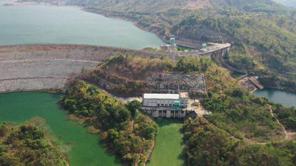 Nhà máy Thủy điện Buôn Tua Srah vận hành đảm bảo hài hòa giữa điều tiết nước hạ du và giữ nước đảm bảo cấp điện cao điểm mùa khô.