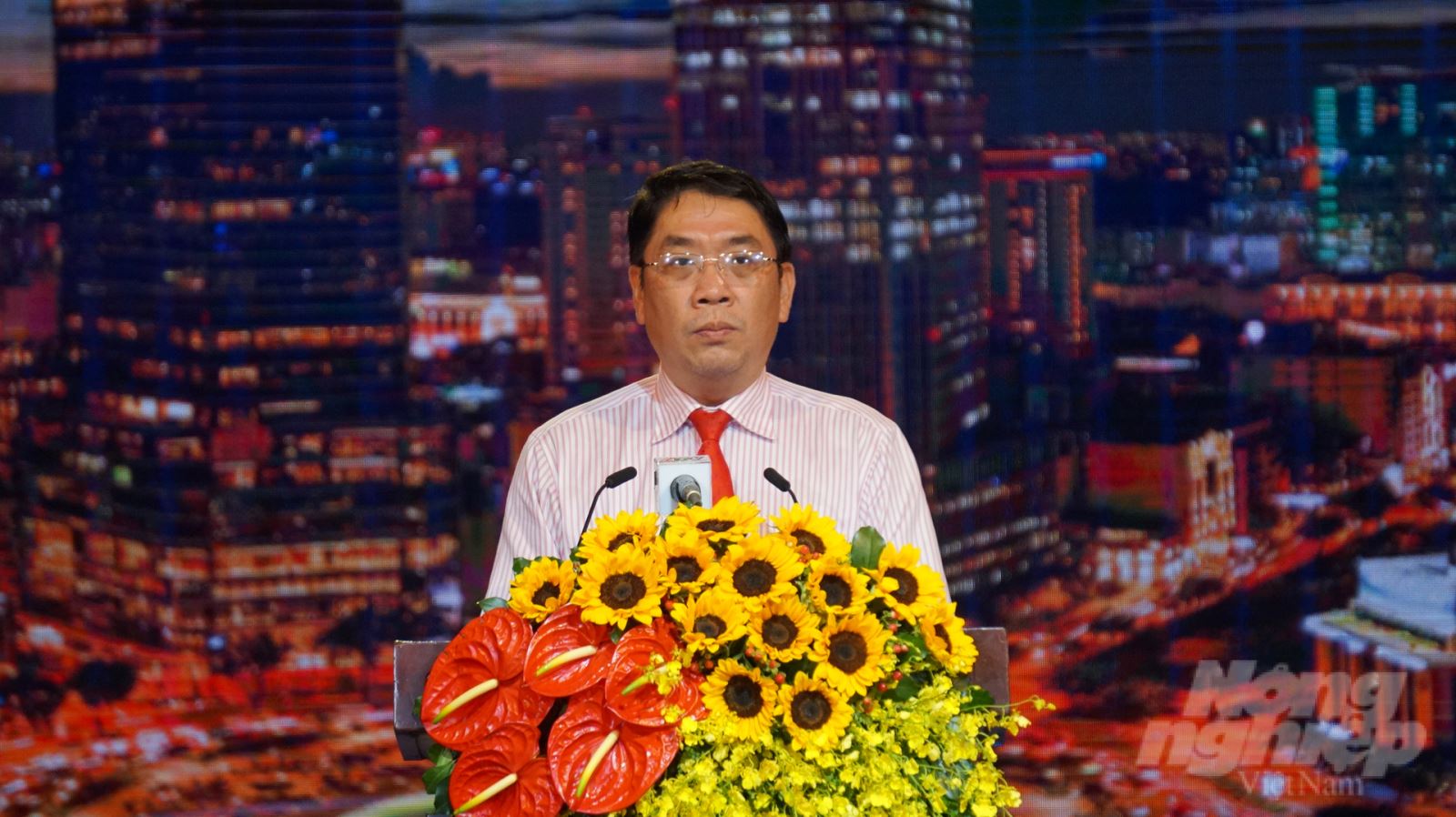 Ông Đinh Minh Hiệp, Giám đốc Sở NN-PTNT TP.HCM, phát biểu khai mạc.