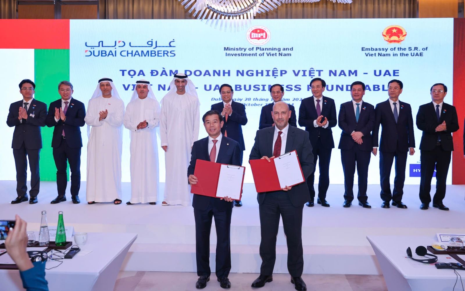 Ông Nguyễn Việt Quang, Phó Chủ tịch Vingroup và đại diện NMDC tại Tọa đàm doanh nghiệp Việt Nam - UAE