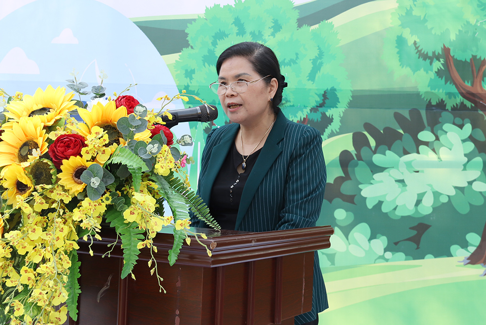 Bà Giàng Páo Mỷ - Ủy viên Ban Chấp hành Trung ương Đảng, Bí thư Tỉnh ủy Lai Châu phát biểu tại buổi lễ