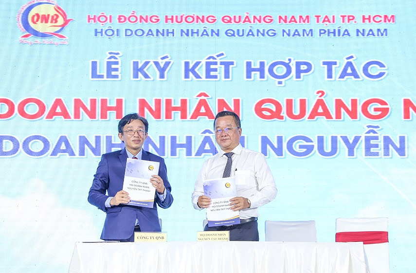 Hội QNB ký kết cùng CLB Doanh nghiệp trường Đại học Nguyễn Tất Thành
