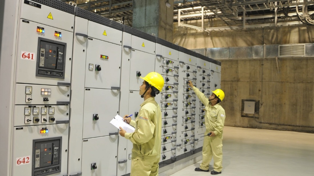 Lực lượng vận hành NMTĐ Buôn Kuốp trực 24/24 đảm bảo công tác sản xuất điện.