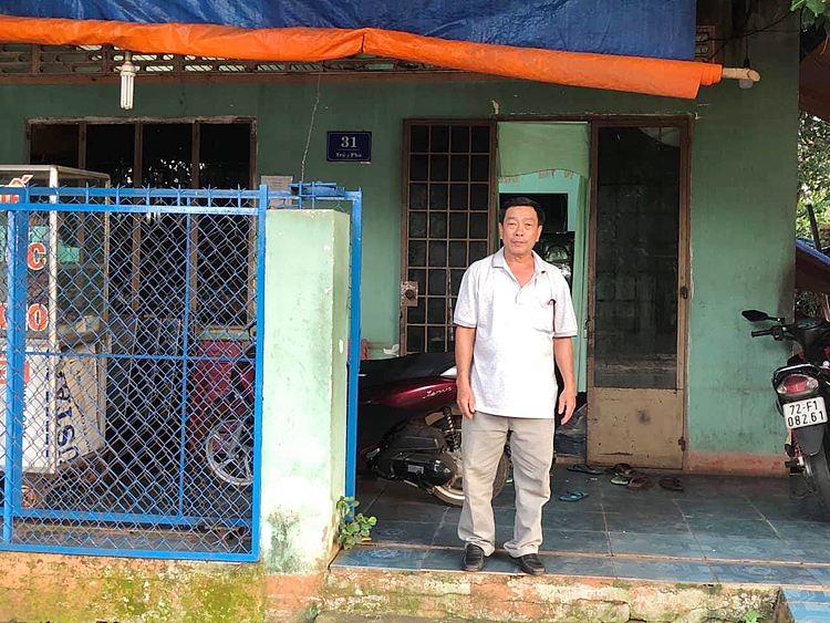 Đất bị thu hồi, không được hỗ trợ, khiến gia đình ông Thái Văn Nghĩa tán gia bại sản, phải đi thuê nhà ở qua ngày. Ảnh: P.V