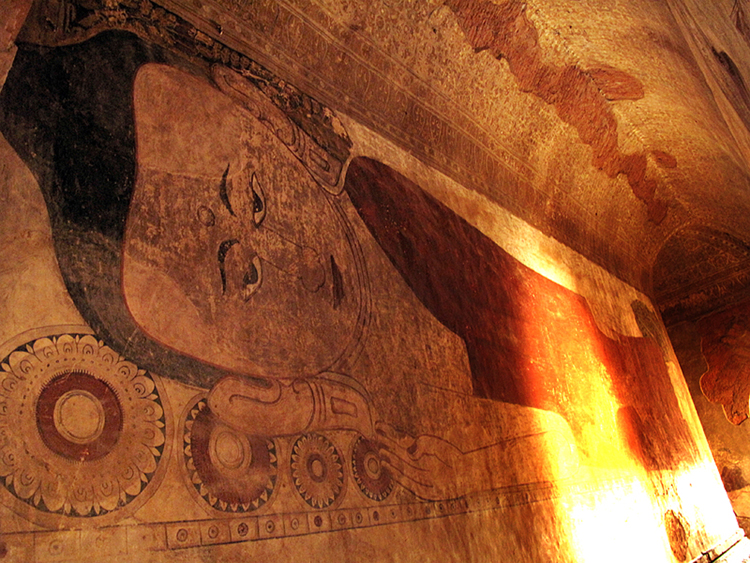 Tranh bích họa trên các ngôi đền ở Bagan có tuổi đời hàng nghìn năm. Ảnh: TC