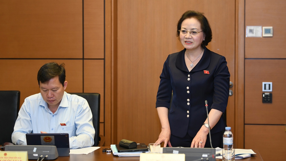 Bộ trưởng Bộ Nội vụ Phạm Thị Thanh Trà phát biểu thảo luận tổ tại Kỳ họp thứ 6.