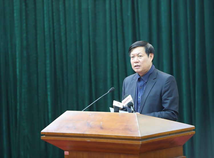 Thứ trưởng Bộ y tế Đỗ Xuân Tuyên phát biểu tại Hội nghị.