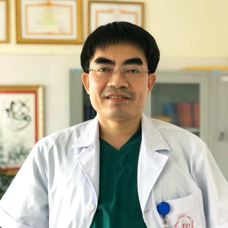 TS.BS Vũ Minh Điền, Phó giám đốc Trung tâm Phòng chống dịch, Bệnh viện Bệnh Nhiệt đới Trung ương. (Ảnh: KT)