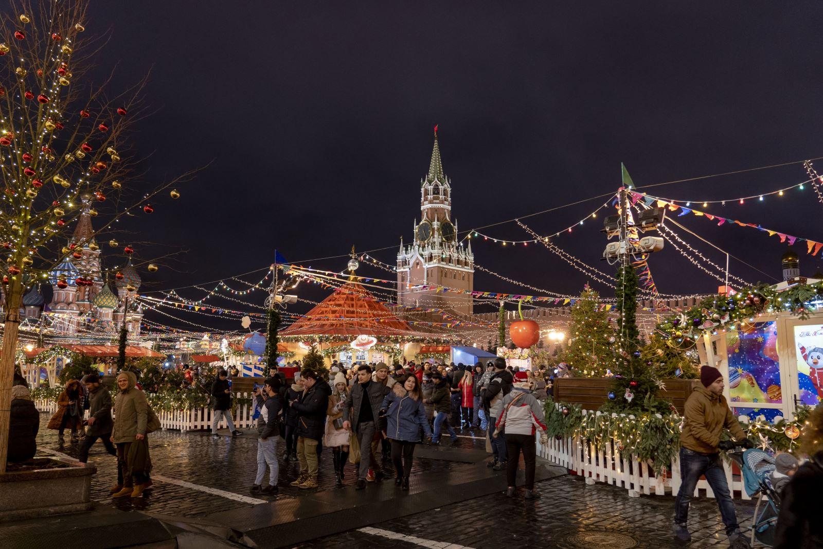Khu vực gần điện Kremlin đêm giao thừa 31/12.