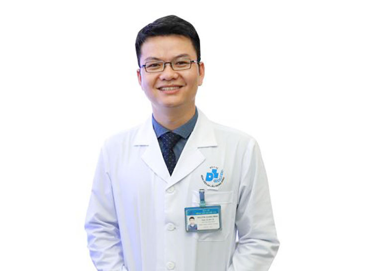 Thạc sĩ-bác sĩ chuyên khoa 2 Nguyễn Quang Minh - Phó trưởng khoa Nghiên cứu và Ứng dụng công nghệ tế bào gốc, Bệnh viện Da liễu Trung ương.