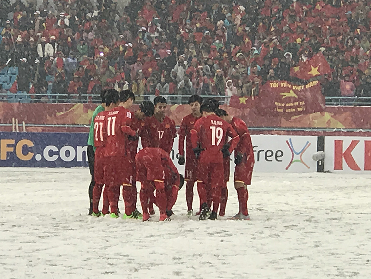 Đội tuyển U23 Việt Nam trong trận chung kết ở Thường Châu, Trung Quốc.