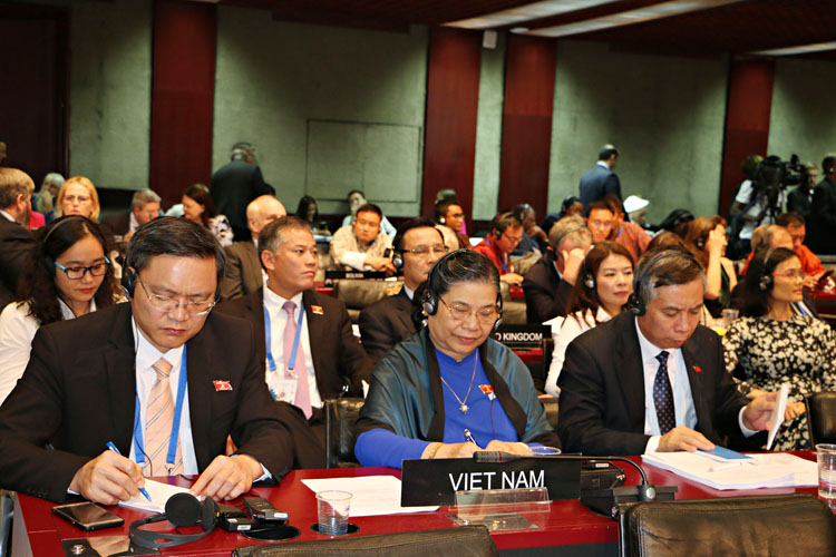 Phó Chủ tịch Thường trực Quốc tại Đại hội đồng IPU 141.