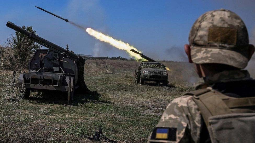 Xung đột vũ trang giữa Nga và Ukraine được dự báo sẽ còn nhiều diễn biến phức tạp. (Ảnh: BBC)