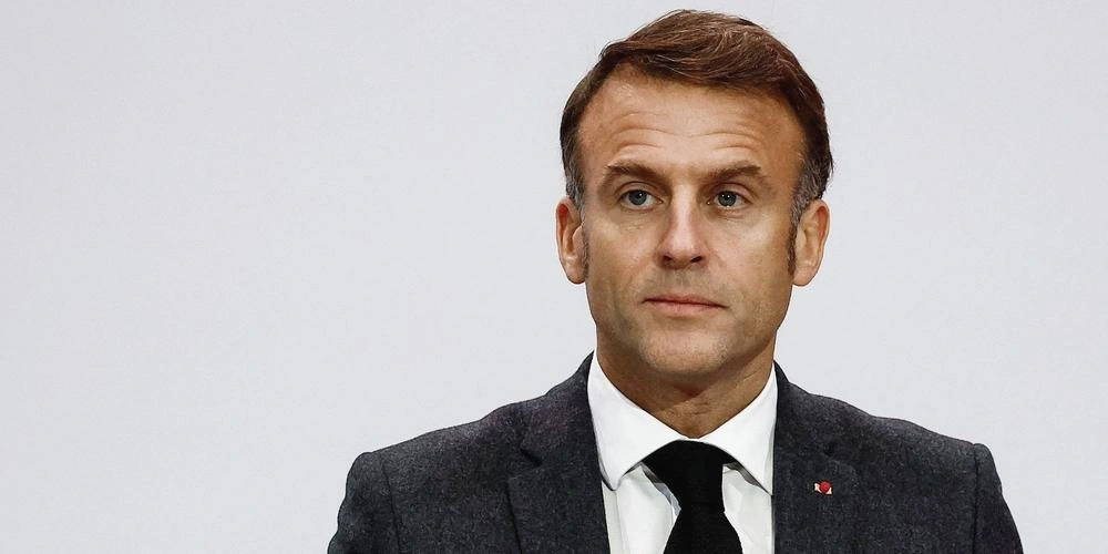 Trong cuộc thăm dò mới nhất, 63% người Pháp được hỏi ủng hộ Tổng thống Emmanuel Macron từ chức trong trường hợp chính phủ của Thủ tướng Michel Barnier sụp đổ. (Ảnh: Sud-Ouest)