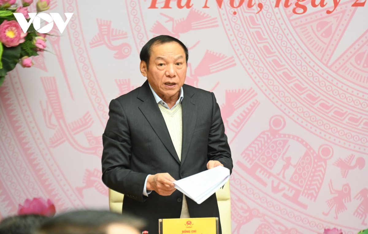 Bộ trưởng Văn hóa Thể thao và Du lịch Nguyễn Văn Hùng.