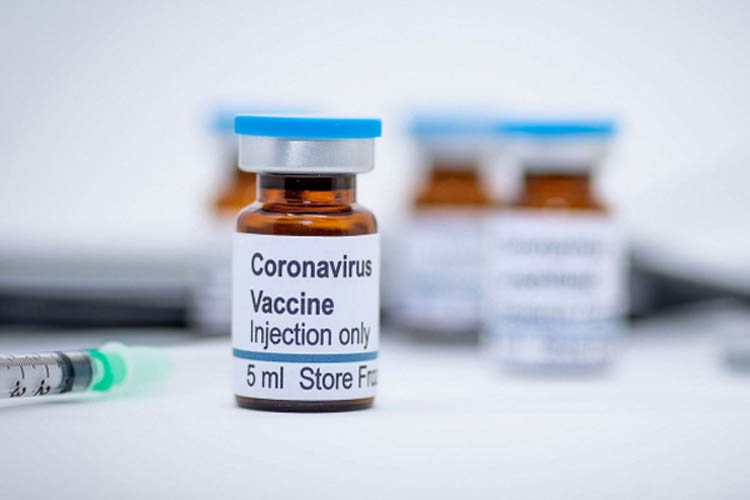 Việt Nam cùng nhiều nước trên thế giới đang gấp rút nghiên cứu và sản xuất vắc-xin ngừa Covid-19. (Ảnhminh họa: KT)