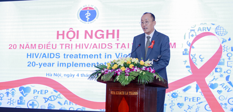 Ông Kidong Park, Trưởng đại diện Tổ chức Y tế thế giới (WHO) tại Việt Nam phát biểu tại Hội nghị.