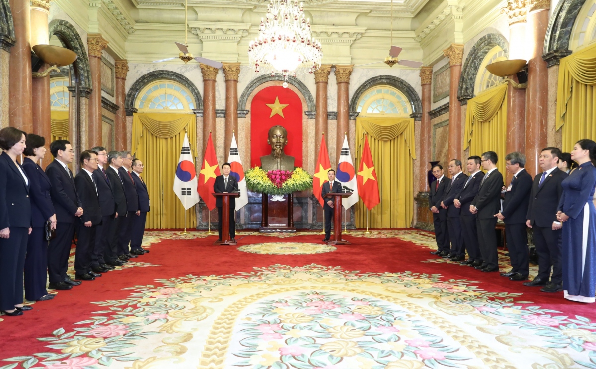Chủ tịch nước Võ Văn Thưởng và Tổng thống Hàn Quốc Yoon Suk Yeol thông tin về kết quả hội đàm.