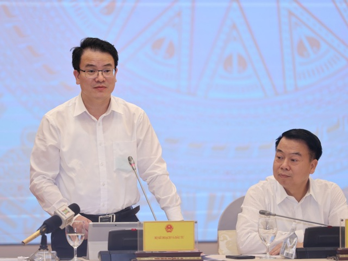 Thứ trưởng Bộ Kế hoạch và Đầu tư Trần Quốc Phương phát biểu tại Họp báo Chính phủ thường kỳ tháng 6/2023.