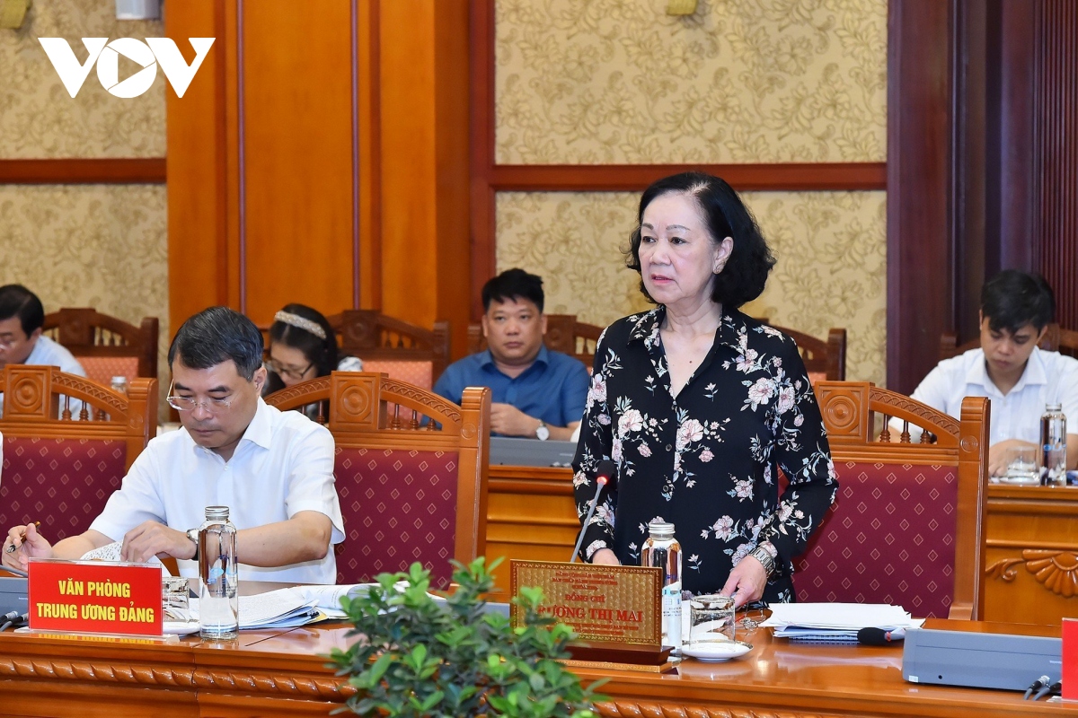 Bà Trương Thị Mai phát biểu tại Hội nghị.