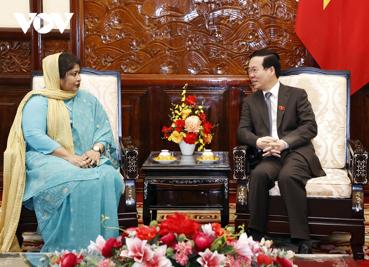 Chủ tịch nước Võ Văn Thưởng tiếp Đại sứ Bangladesh chào từ biệt.