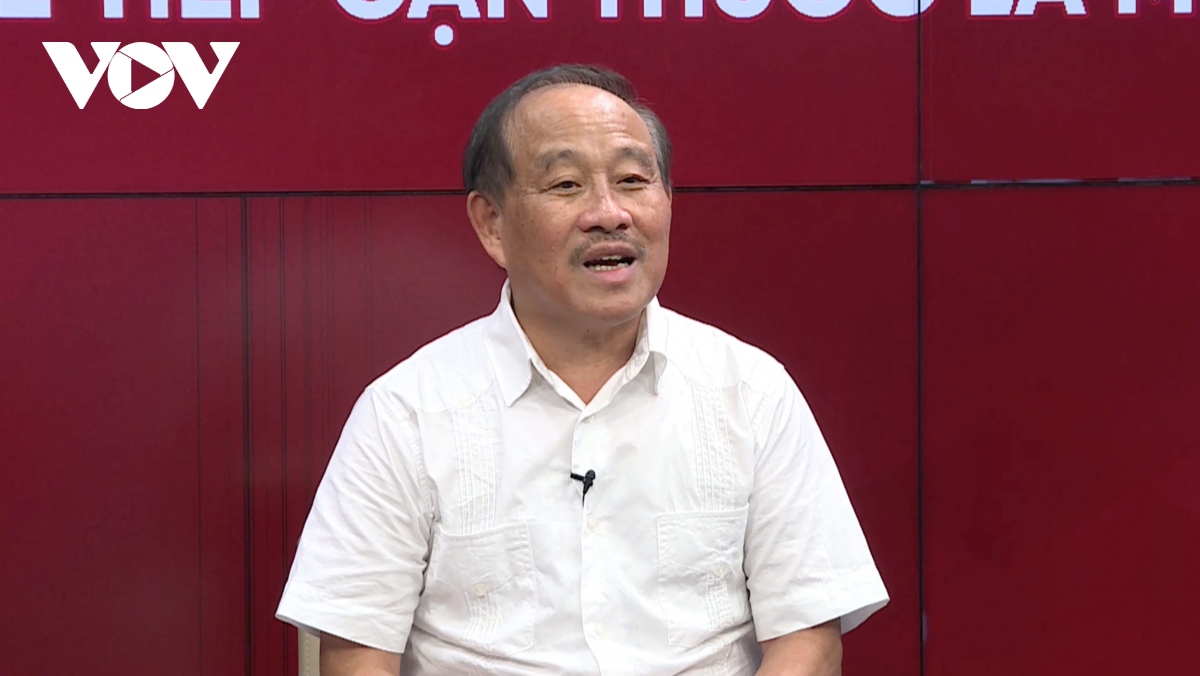 PGS.TS Nguyễn Huy Nga, Giám đốc Trung tâm Nghiên cứu & Phát triển môi trường Sức khỏe.