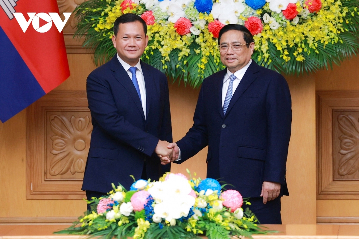 Thủ tướng Phạm Minh Chính chào mừng Thủ tướng Vương quốc Campuchia Samdech Thipadei Hun Manet thăm chính thức Việt Nam.