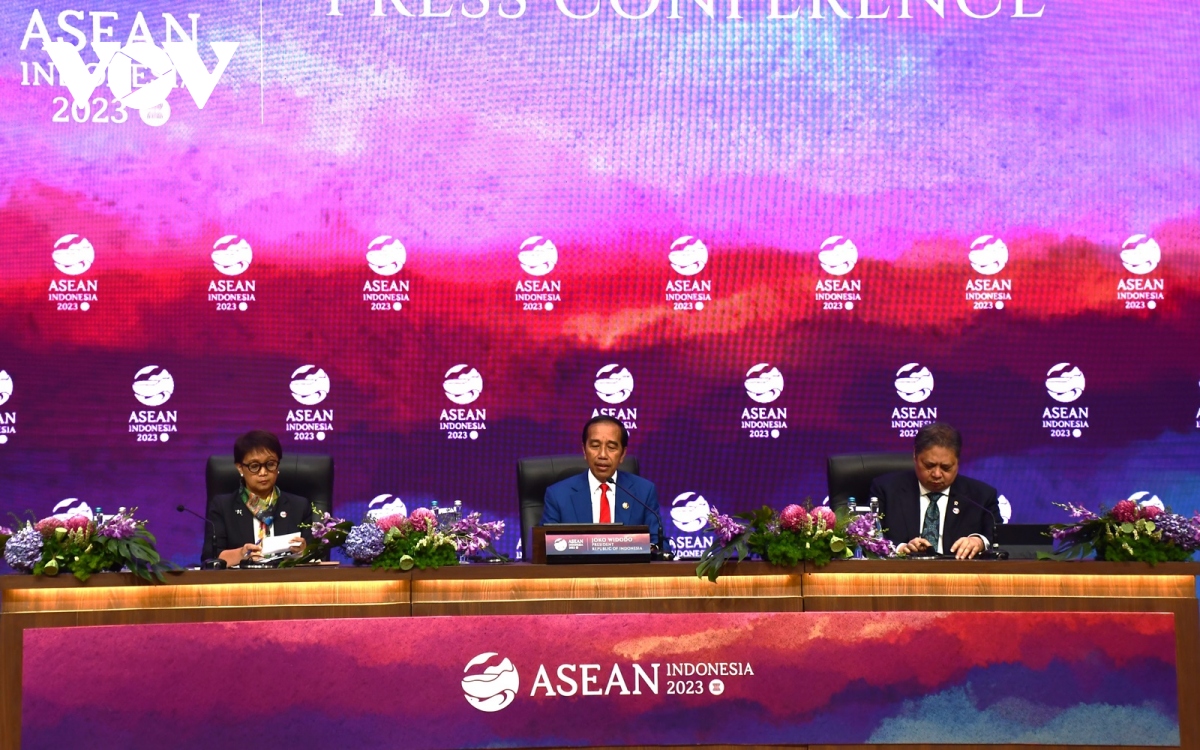 Tổng thống Indonesia khẳng định tất cả các vấn đề không thể giải quyết được trong một nhiệm kỳ Chủ tịch ASEAN-VOV.
