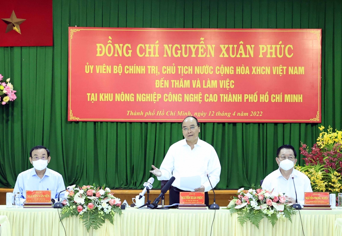 Chủ tịch nước Nguyễn Xuân Phúc mong muốn, những gì bắt đầu ở Khu công nghệ cao này sẽ làm thay đổi nông nghiệp TPHCM và góp phần làm thay đổi nền nông nghiệp Việt Nam.