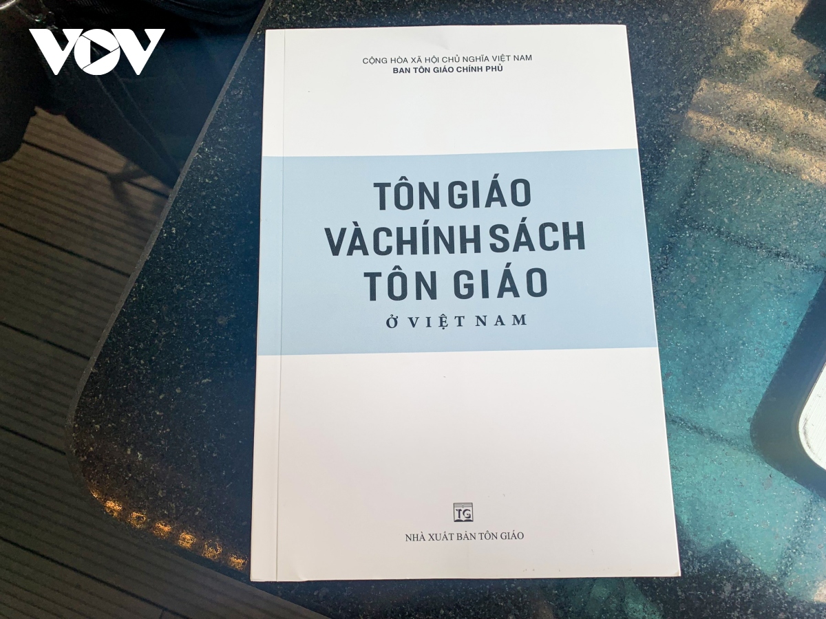 Sách trắng “Tôn giáo và chính sách tôn giáo ở Việt Nam”.