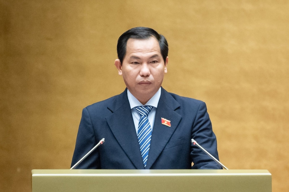 Chủ nhiệm Ủy ban Tài chính, Ngân sách của Quốc hội Lê Quang Mạnh trình bày Báo cáo giải trình, tiếp thu, chỉnh lý dự thảo Nghị quyết về phương án phân bổ ngân sách trung ương năm 2024.
