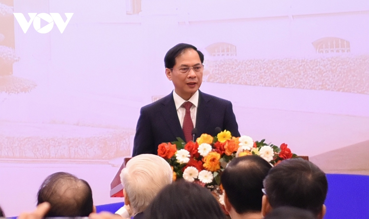 Bộ trưởng Bùi Thanh Sơn phát biểu khai mạc hội nghị.