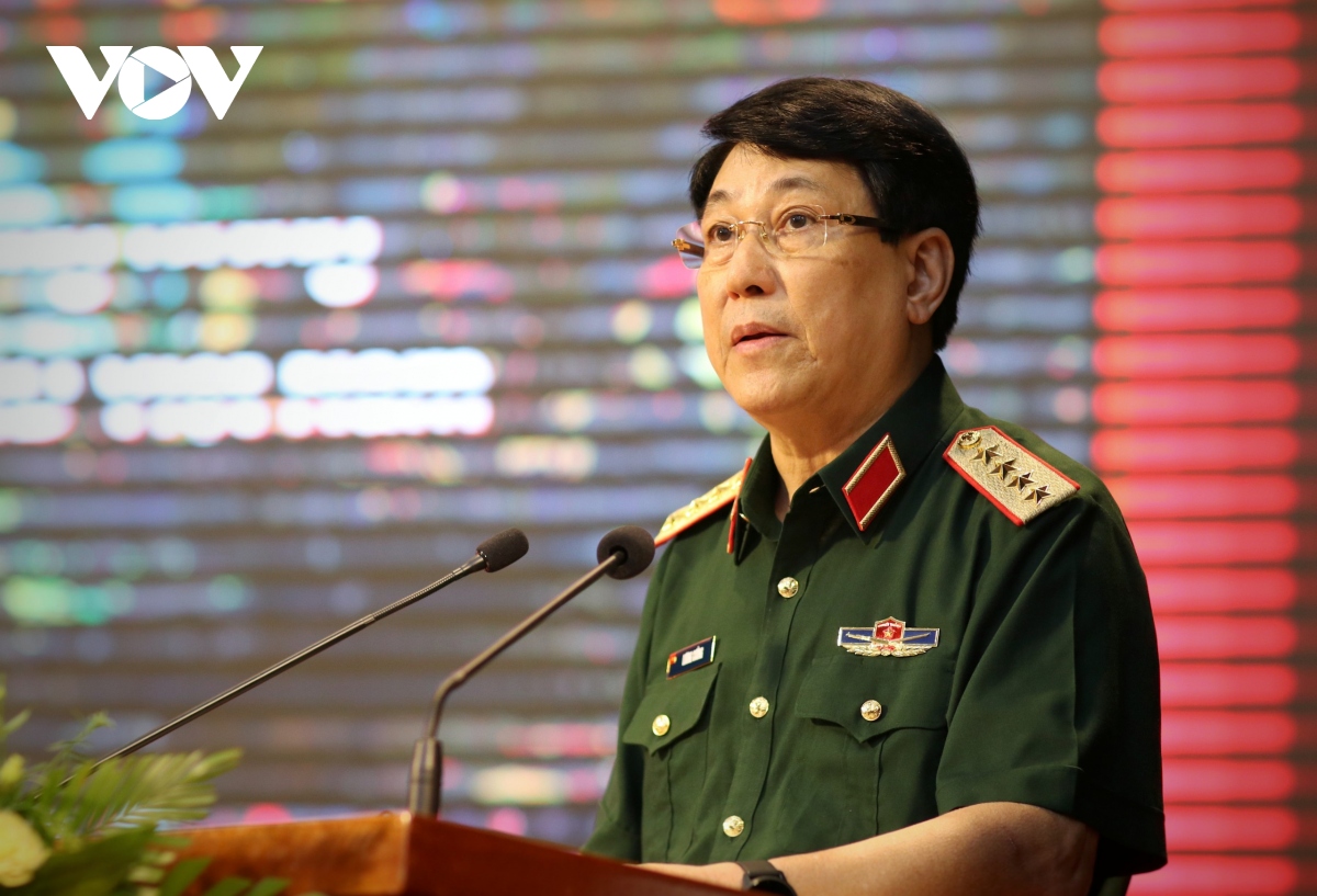 Đại tướng Lương Cường phát biểu khai mạc hội thảo.