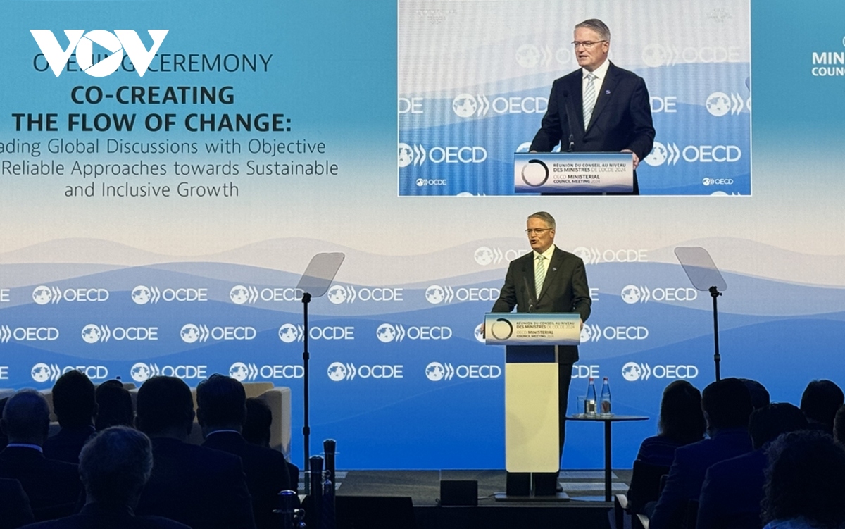 Tổng Thư ký Tổ chức Hợp tác và phát triển kinh tế (OECD) Mathias Cormann phát biểu tại lễ khai mạc. (Ảnh: Anh Tuấn/VOV-Paris)