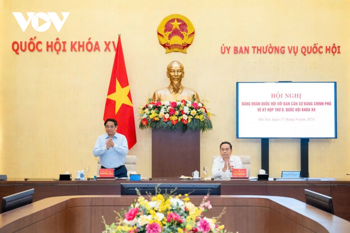 Chủ tịch Quốc hội Trần Thanh Mẫn và Thủ tướng Chính phủ Phạm Minh Chính chủ trì Hội nghị Đảng đoàn Quốc hội với Ban cán sự Đảng Chính phủ về công tác chuẩn bị cho Kỳ họp thứ 8, Quốc hội Khóa XV.