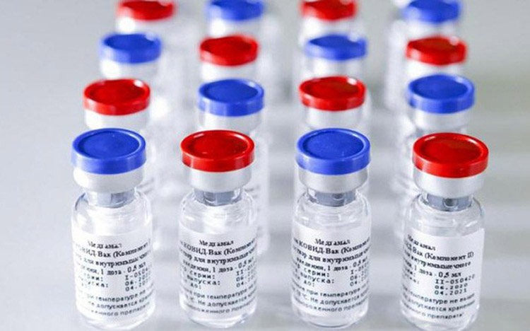 Vắc-xin của Nga và Anh được nhiều quốc gia đăng ký mua. (Ảnh minh họa: KT)