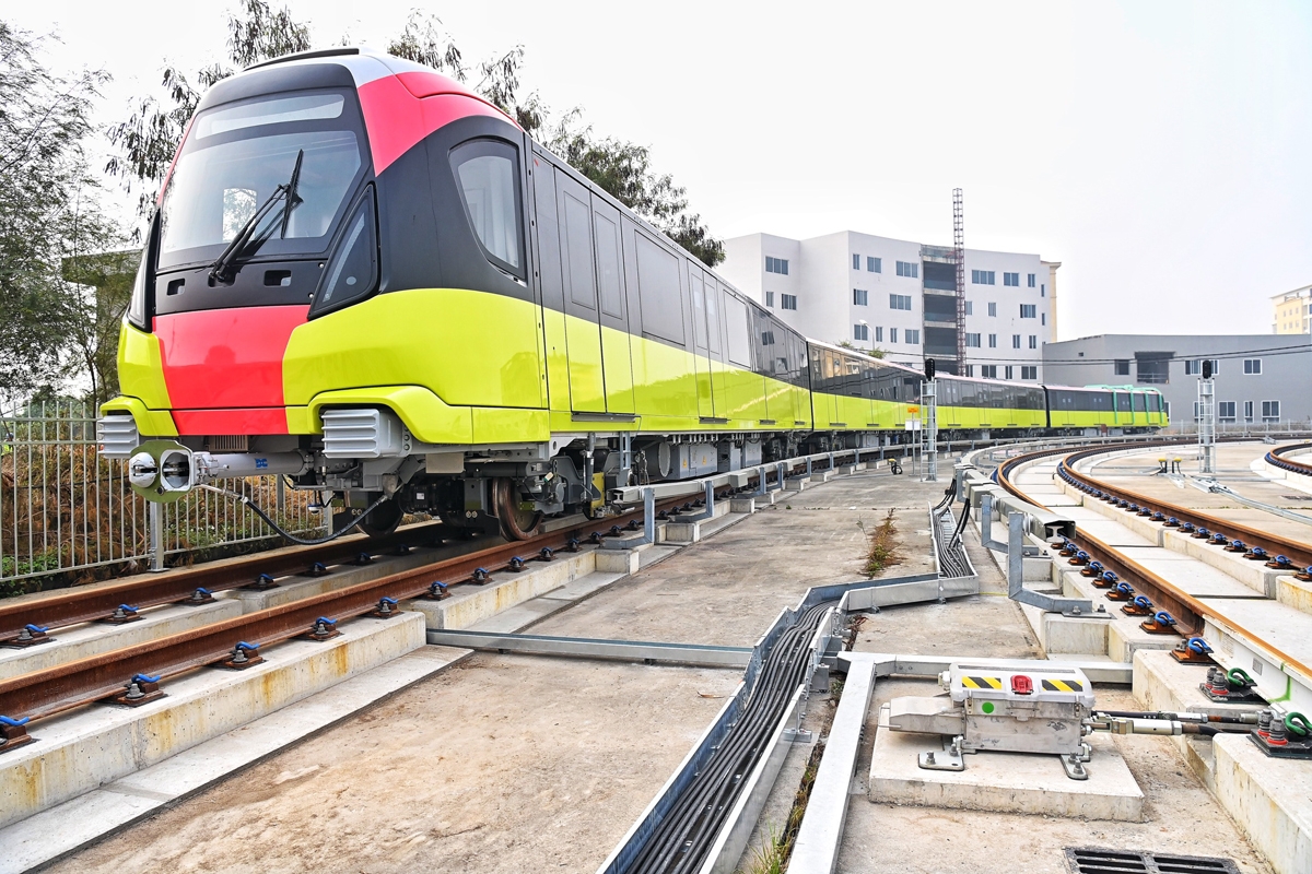 Dự án đường sắt đô thị ga Hà Nội - Hoàng Mai theo tờ trình của UBND TP. Hà Nội có chiều dài 8,7km, chủ yếu là đi ngầm với kinh phí hơn 40.000 tỷ đồng.