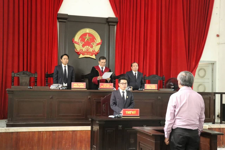 Ngày 13/8, Tòa án nhân dân tỉnh Long An đã mở phiên tòa xét xử đối với bị cáo Lê Thanh Liêm.