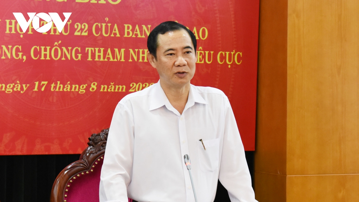 Phó Trưởng Ban Nội chính Trung ương Nguyễn Thái Học phát biểu tại họp báo chiều 17/8.