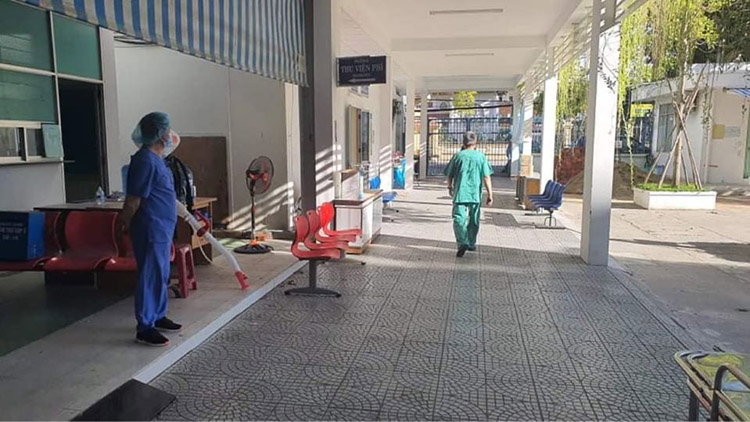 Hôm nay Bệnh viện C Đà Nẵng đã tổng vệ sinh toàn bệnh viện. 