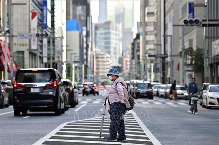 Nhật Bản nhiều thập kỷ qua luôn đứng đầu danh sách những quốc gia có tỷ lệ dân số già hóa cao nhất. (Ảnh: KT)