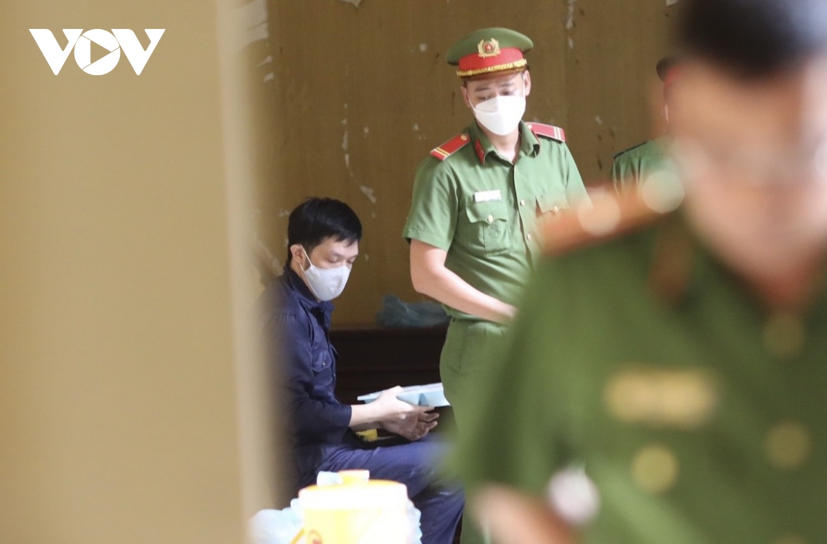 Đại diện Viện Kiểm sát đề nghị tòa tuyên phạt bị cáo Nguyễn Kim Trung Thái từ 6 - 8 năm tù cho 2 tội danh.