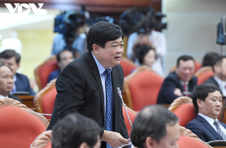 Ủy viên Trung ương Đảng, Tổng Giám đốc Đài Tiếng nói Việt Nam Nguyễn Thế Kỷ phát biểu tại phiên làm việc sáng 9/10. (Ảnh: Ngọc Thành)
